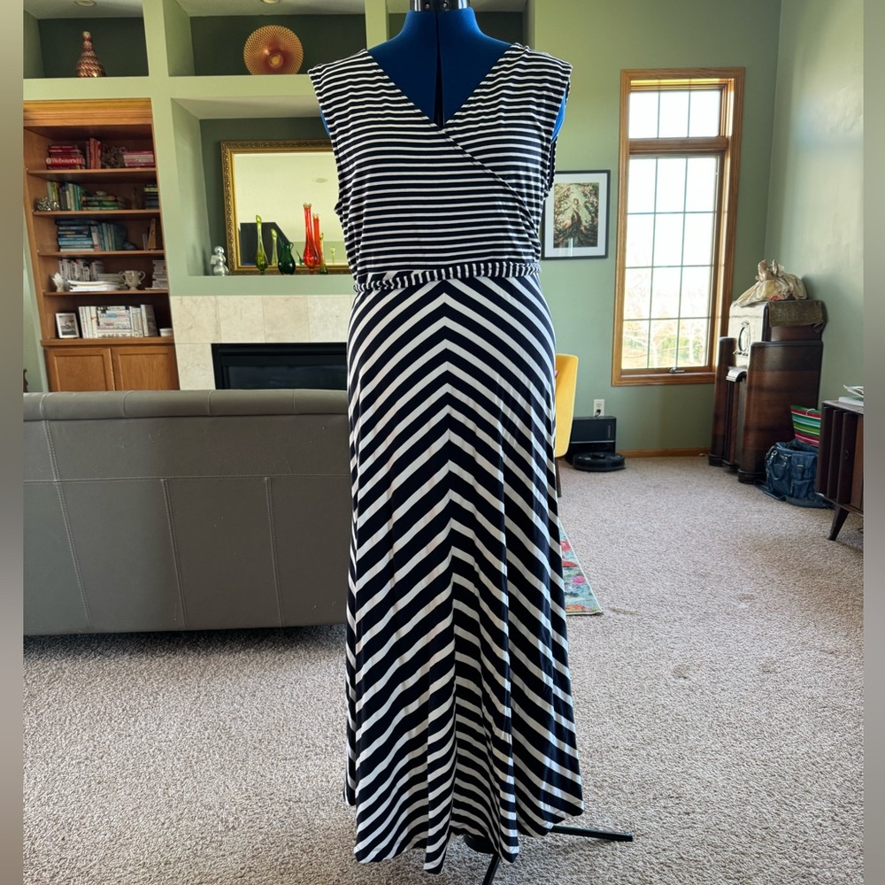 Talbots navy & white maxi dress